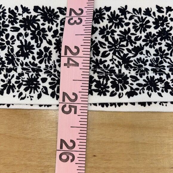 J. Jill Wearever Collection Cap Sleeve Raglan Soft Women's Size XLarge Black Flo - Picture 7 of 7